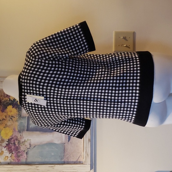 Christopher & Banks Sweater - Picture 9 of 11